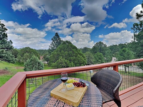 Alto Mountain Sojourn | Pet-Friendly, Large Deck, Pool Access