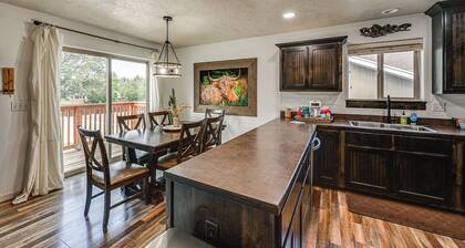 Walk to Downtown: Family-Friendly Cody Home!