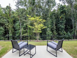 Property grounds - Fenway to First Down by Apex Short Term Stays (Oxford)