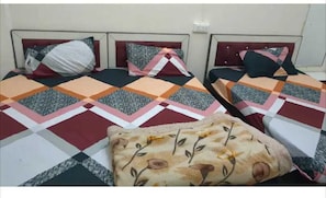 Kahden hengen huone (yksi tai kaksi sänkyä) | Ilmainen Wi-Fi