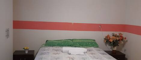 1 sovrum, gratis wi-fi och sängkläder