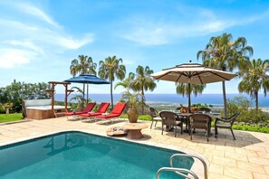 Outdoor pool - Great Ocean Views Private Pool Wifi Expanded Lanai! (Kailua-Kona)