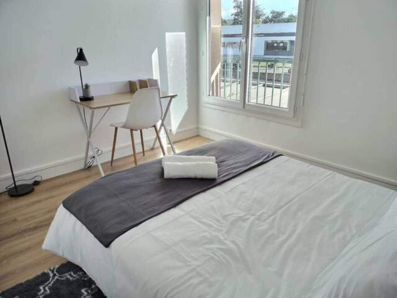 3 chambres, fer et planche à repasser, Wi-Fi