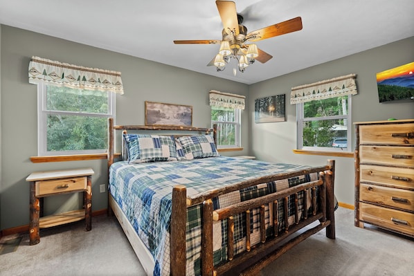 3 bedrooms, iron/ironing board, free WiFi, bed sheets