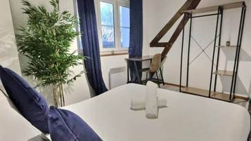 2 chambres, fer et planche Ă repasser, Wi-Fi