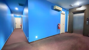 Dobbeltrom – deluxe, byutsikt | Oppholdsområde