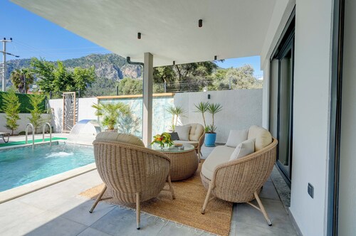 Exquisite 4 Bedroom Villa in Beautiful Gocek