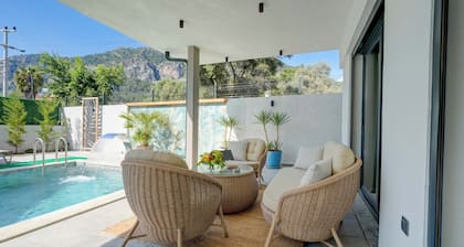 Exquisite 4 Bedroom Villa in Beautiful Gocek