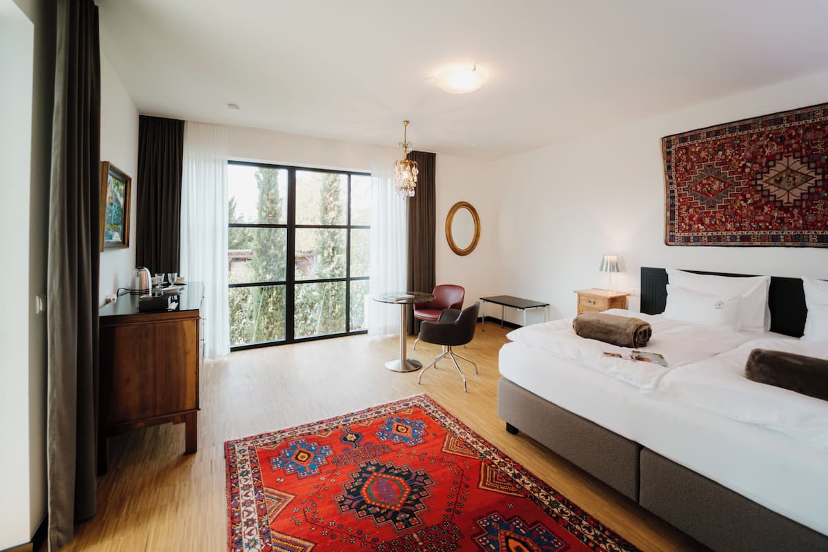 Comfort Suite, Garden View | In-room safe, laptop workspace, soundproofing, free WiFi