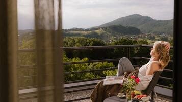 Panoramic-Suite, HĂŒgelblick