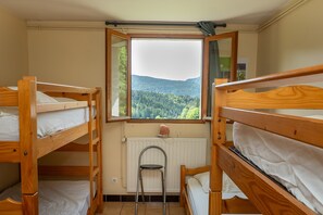 5 habitaciones, wifi y ropa de cama 