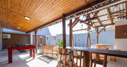 Comfortable and Sophisticated Accommodations Just Minutes From the Beach - VIL