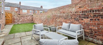 Host Stay Bristol Avenue