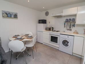 Lavavajillas y utensilios de cocina