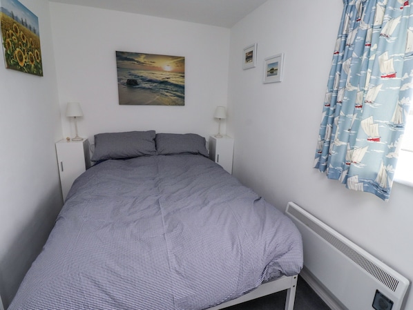 2 habitaciones, decoración personalizada y muebles diferentes
