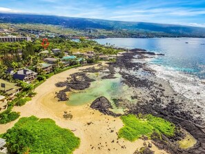 Beach nearby - On the Beach! Spacious Private Home With Pool - Vrkcv (Kailua-Kona)