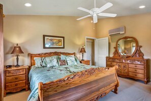 House, Multiple Beds, Pool Access, Partial Ocean View (Keiki Beach 6 at Kona Bay Estates) | 3 bedrooms, free WiFi - On the Beach! Spacious Private Home With Pool - Vrkcv (Kailua-Kona)