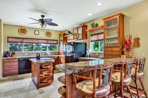House, Multiple Beds, Pool Access, Partial Ocean View (Keiki Beach 6 at Kona Bay Estates) | Private kitchen | Fridge, microwave, oven, stovetop - On the Beach! Spacious Private Home With Pool - Vrkcv (Kailua-Kona)
