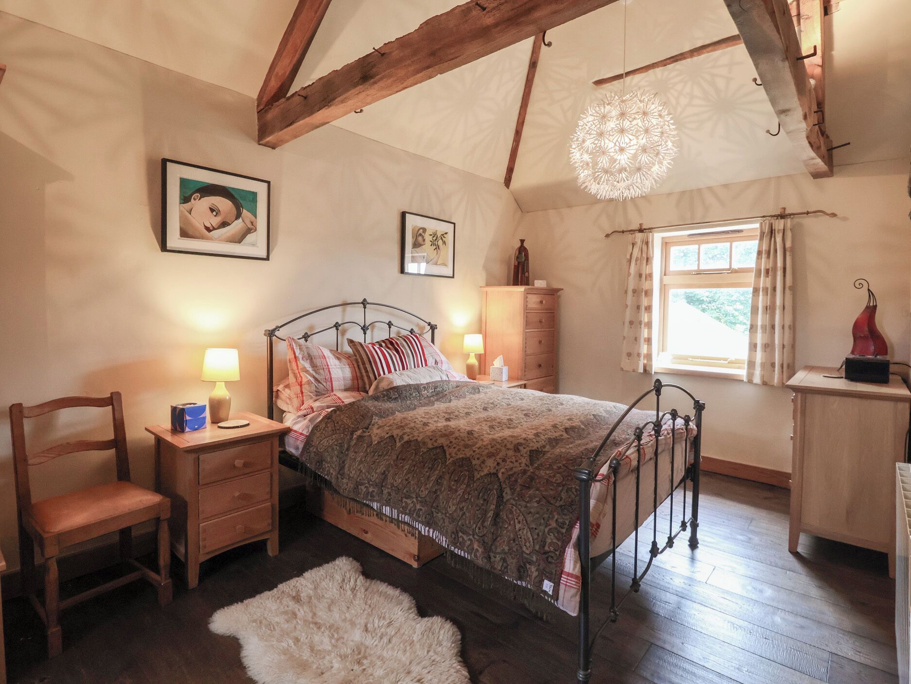 1 개의 침실, 각각 다른 스타일의 인테리어, 각각 다르게 가구 비치, 무료 WiFi