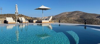 Pentanemi Folegandros