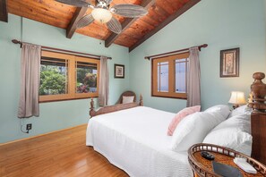 3 bedrooms, free WiFi - Architectural Gem With Infinity Pool Ocean Views - Vrkcv (Kailua-Kona)