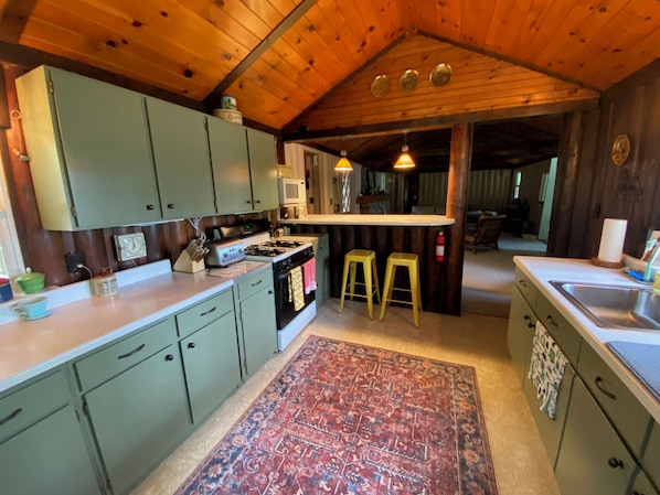 Microwave, oven, stovetop
