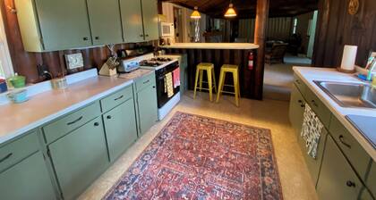 Classic 3-Bed Lake Cabin in Minocqua