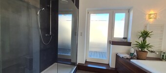Holiday Home 'Villa Meschede' with Private Terrace and Private Garden