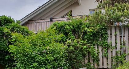 Ferienhaus 'Villa Meschede' mit privater Terrasse und privatem Garten