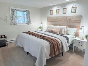 3 bedrooms, iron/ironing board, Internet, bed sheets