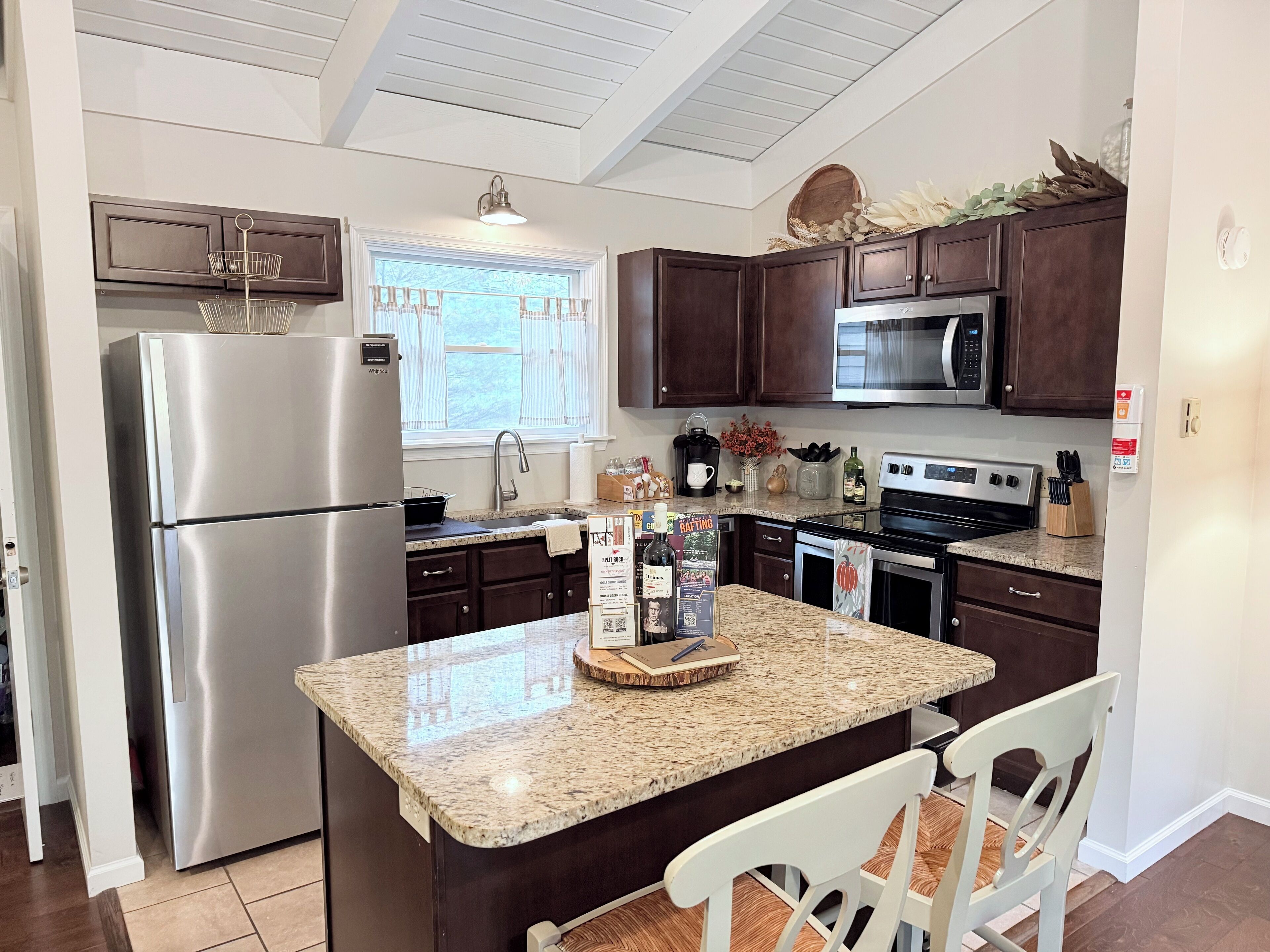 Mikrowelle, Geschirrspüler