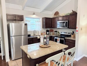 Microwave, dishwasher