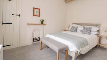 4 habitaciones, decoración personalizada y muebles diferentes