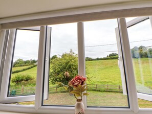 Interior - Isfryn (Mold)