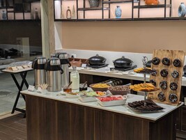 Desayuno buffet incluido todos los días 