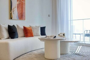 Interior - Grand Bleu Tower 2 - 1 BDR with Beachfront Views (Dubai)