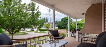 Historical District|Fully equipped|3 Beds|Sleeps 6