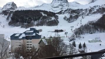 Vue depuis lâhĂ©bergement