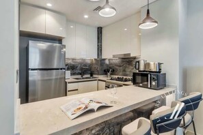 Fridge, microwave, oven, stovetop