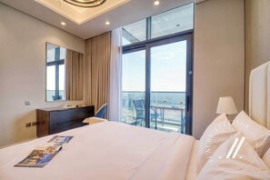3 室のベッドルーム、アイロン / アイロン台、WiFi、ベッドシーツ