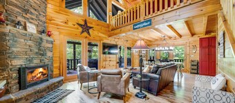 Spacious 3BR Lake Lure Retreat with Bunk Room Sleeps 16-Family & Pet Friendly