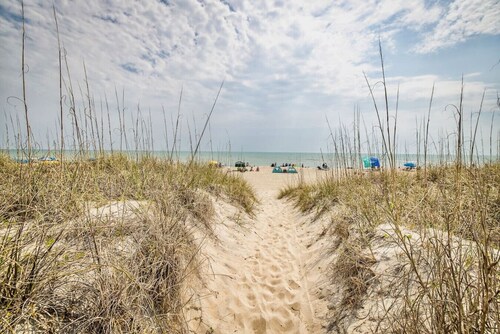 Oceanfront Surf’Inn | Pool & Boardwalk Access