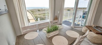 Surf’Inn at Carolina beach Boardwalk with Pool!