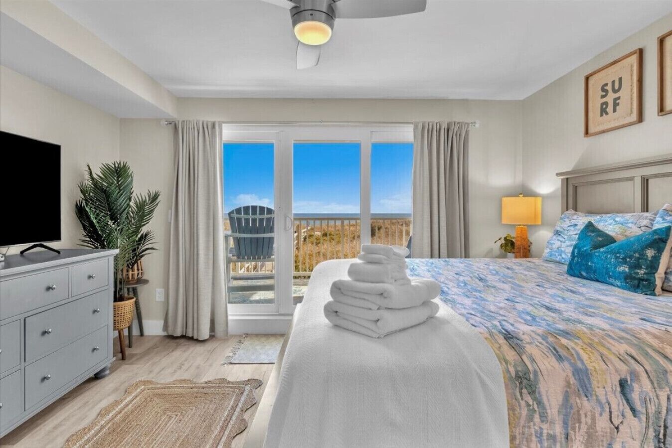 3 habitaciones, tabla de planchar con plancha, cuna de viaje y wifi 