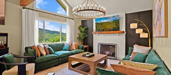 Slope views-Sleeps 16-Gameroom-6BR-10 beds-Firepit