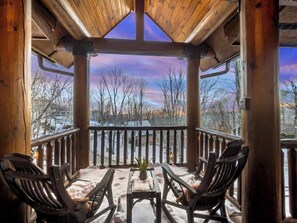 Property grounds - Hot Tub • Game Room • Near Slopes • Sleeps 10 (Beech Mountain)