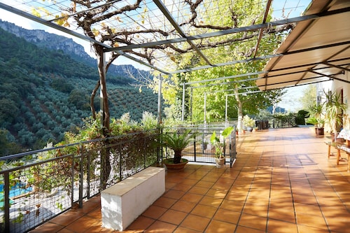 Casa Rural 'Fuente Los Avellanos' mit Bergblick, WLAN und Klimaanlage