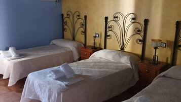 7 slaapkamers, een strijkplank/strijkijzer, wifi, beddengoed