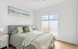 4 Schlafzimmer, Schreibtisch, Bügeleisen/Bügelbrett, kostenloses WLAN
