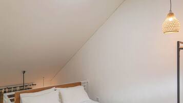Deluxe Studio, Balcony, Pool View | Desk, free WiFi
